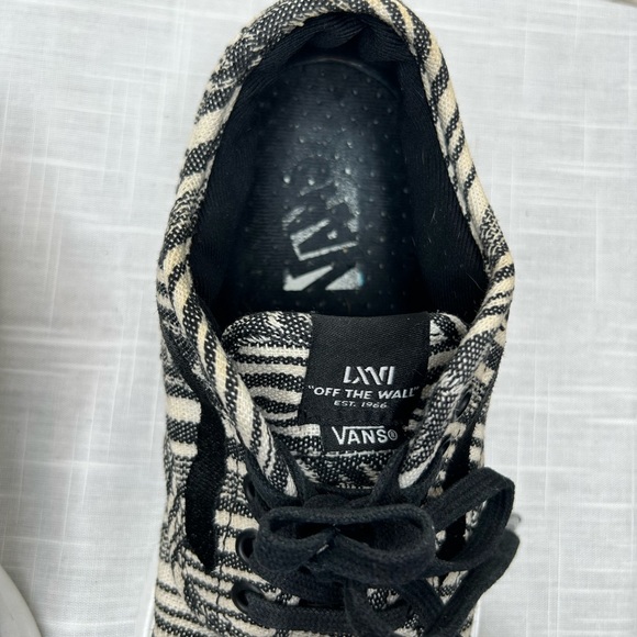 Vans off the Wall IS02 Cancun Multi Sneakers Womens 8.5 - Picture 10 of 10